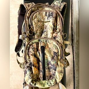 Eberlestock mini me hydration/bird bag pack